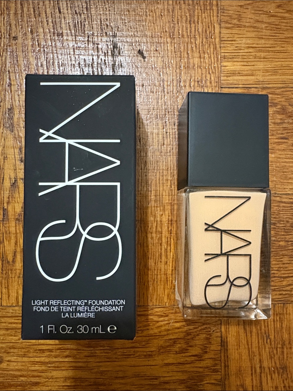 NARS Light Reflecting Foundation